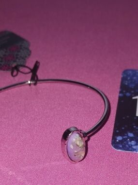 paparazzi Silver Bangle with Lilac Resin Charm